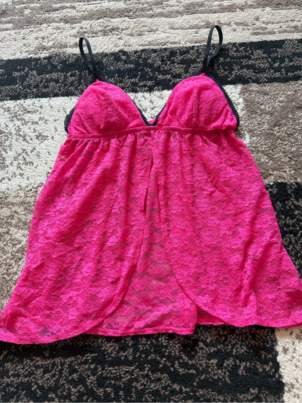 La SENZA Hot Pink Lace Babydoll Chemise with Black Straps